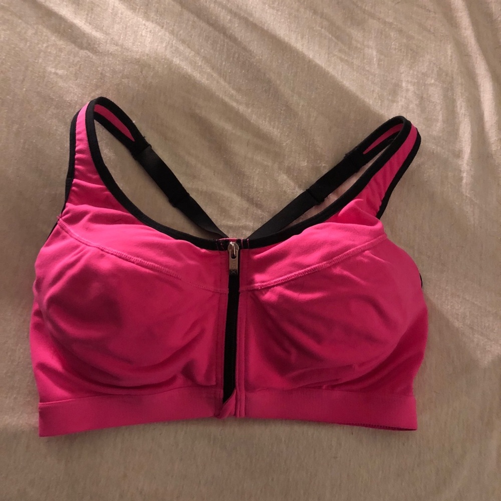 NWOT VS pink sports bra